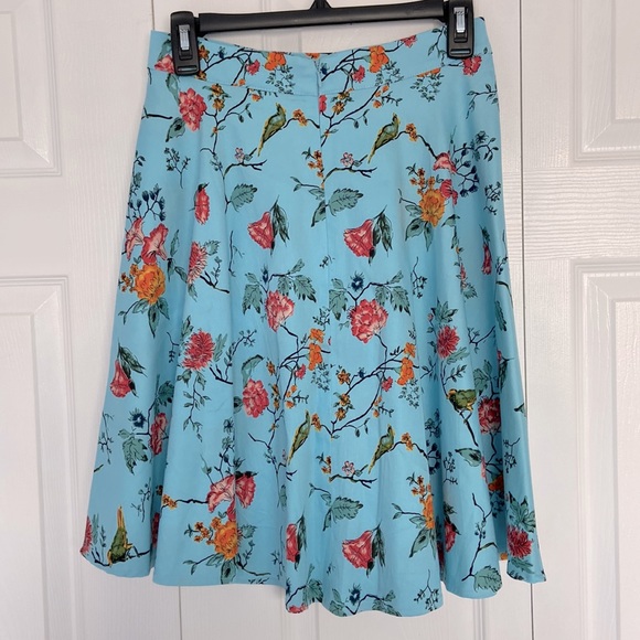 Blue Floral skirt with birds - Picture 2 of 10